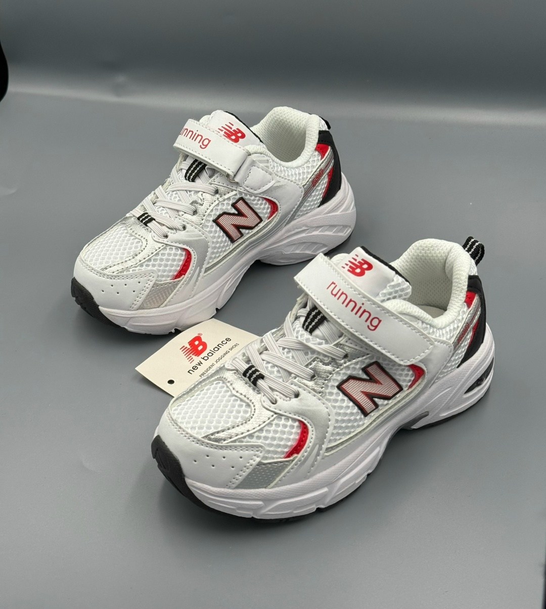 кроссовки adidas,кроссовки,белые кроссовки,детские кроссовки,кроссовка детская