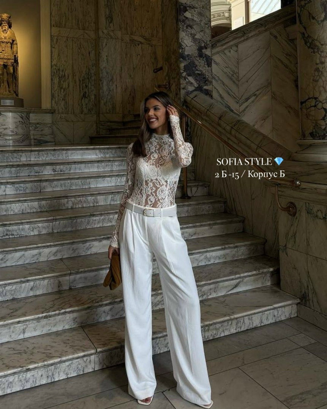 гипюровая блуза,девушка,кружевная блузка короткая,кружевная черная блузка,блуза кружевная с длинным рукавом черный