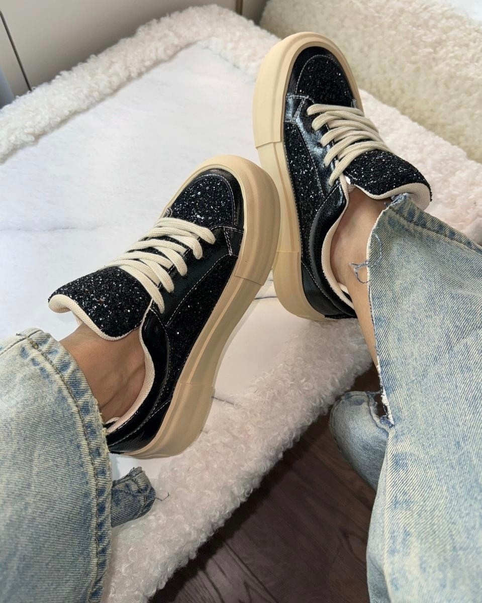 яркие кроссовки,кроссовки из натуральной кожа,женские кроссовки,кроссовки женские черные,женские кроссовки на платформе