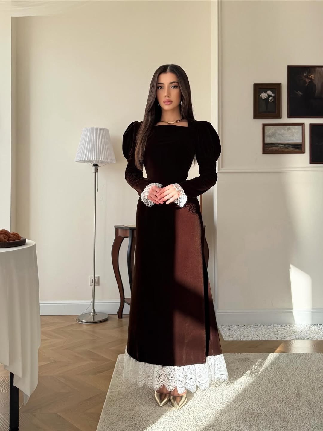 платье,бархатное платье миди с контрастной вставкой на лифе,платье велюр,платье женское,бархатное платье