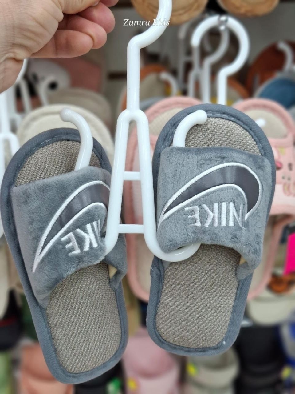nike benassi jdi,мужские шлепанцы,шлепанцы найк,шлепанцы nike celso,nike slides