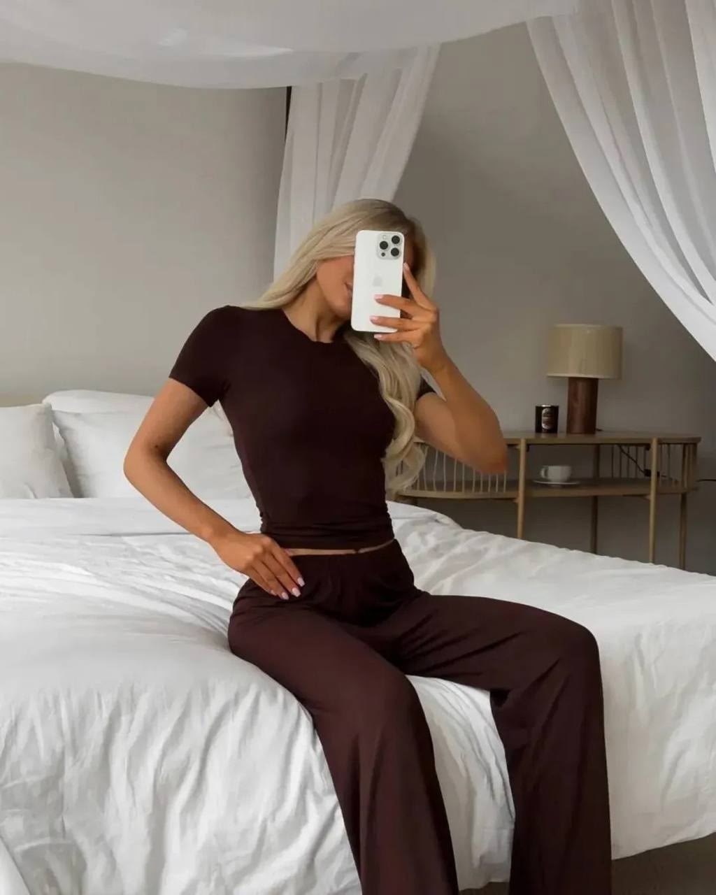 девушка,девушка с,девушка и женщина,красива девушка,анна берн