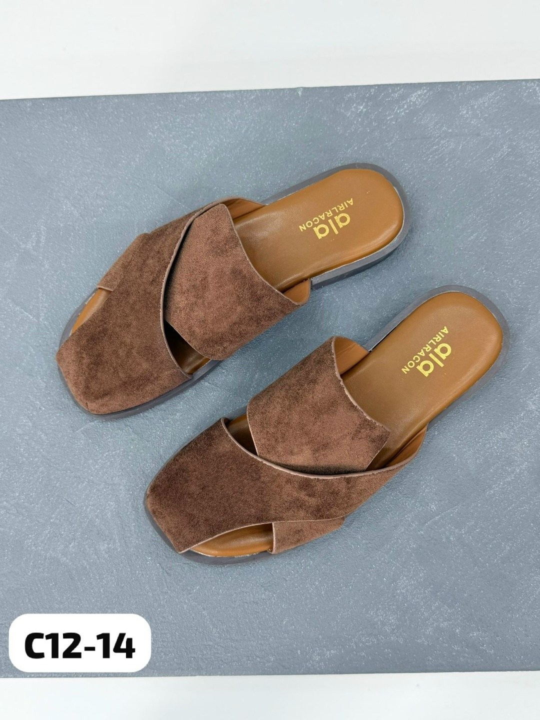 шлепанцы женские,,модные шлепанцы,шлепанцы летние,босоножки женские