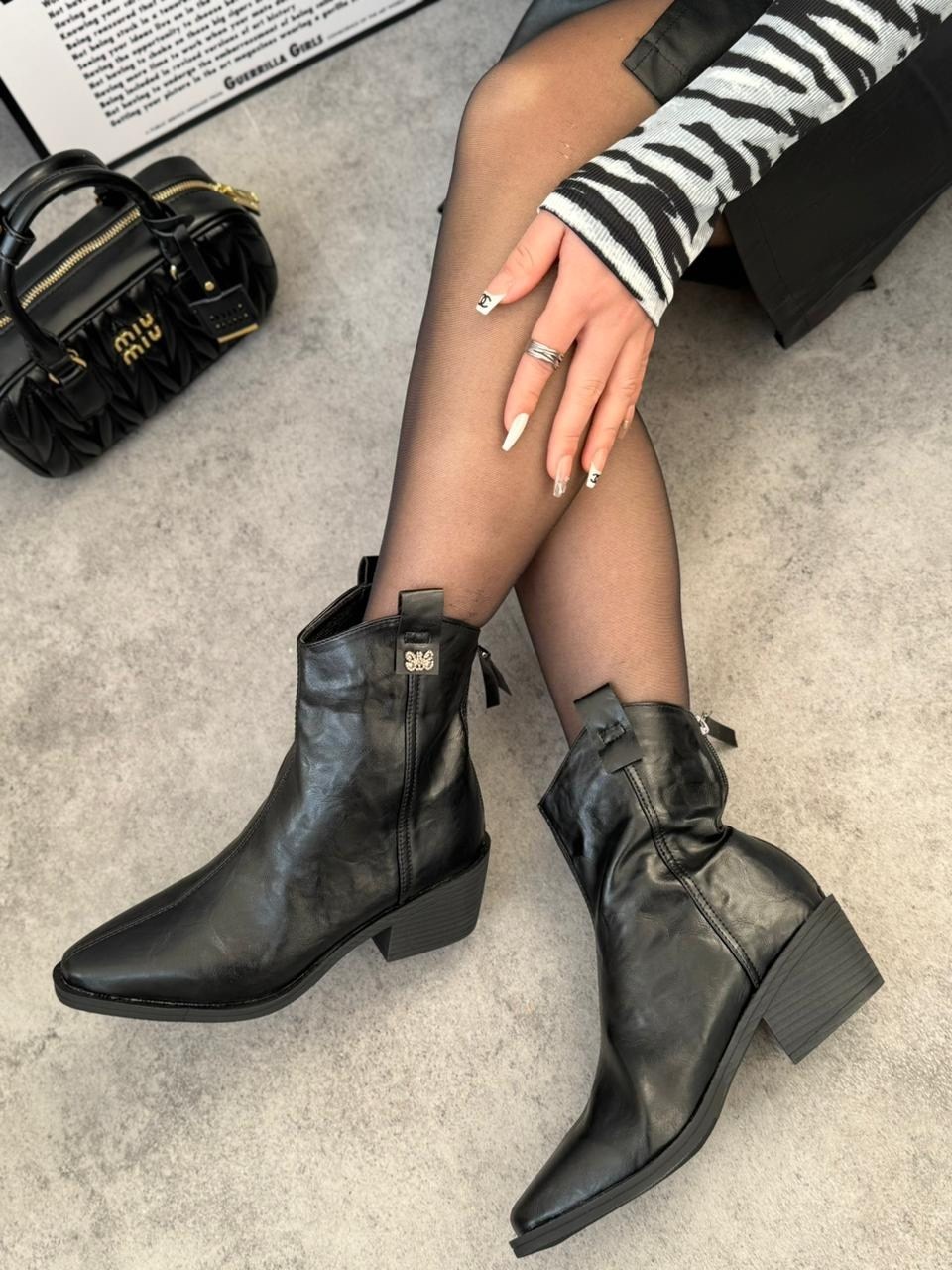 ботинки казаки,,казаки женские,ботинки казаки женские,ботильоны казаки