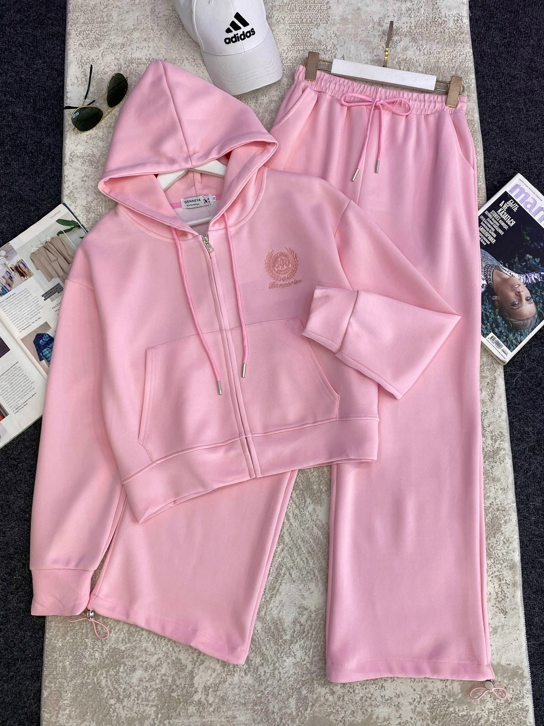 спортивный костюм brunello cucinelli,спортивный костюм,женские костюмы,костюм спортивный женский,костюм повседневный спортивный