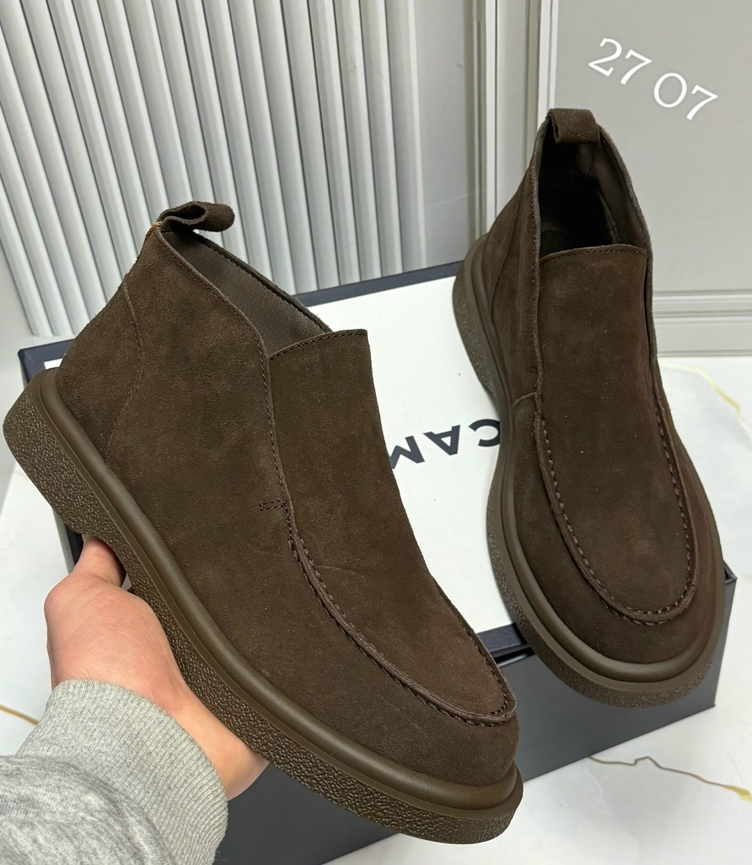 ,santoni замшевые лоферы коричневый,ботинки лоро пиано,ботинки замшевые,лоферы мужские