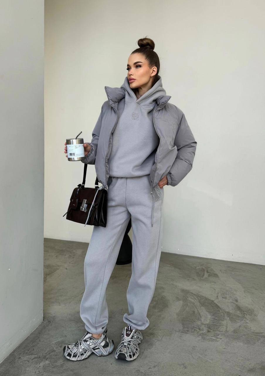 женский серый костюм тройка miu miu,костюм тройка miu miu,серый костюм тройка женский,костюм тройка женский,костюм на флисе