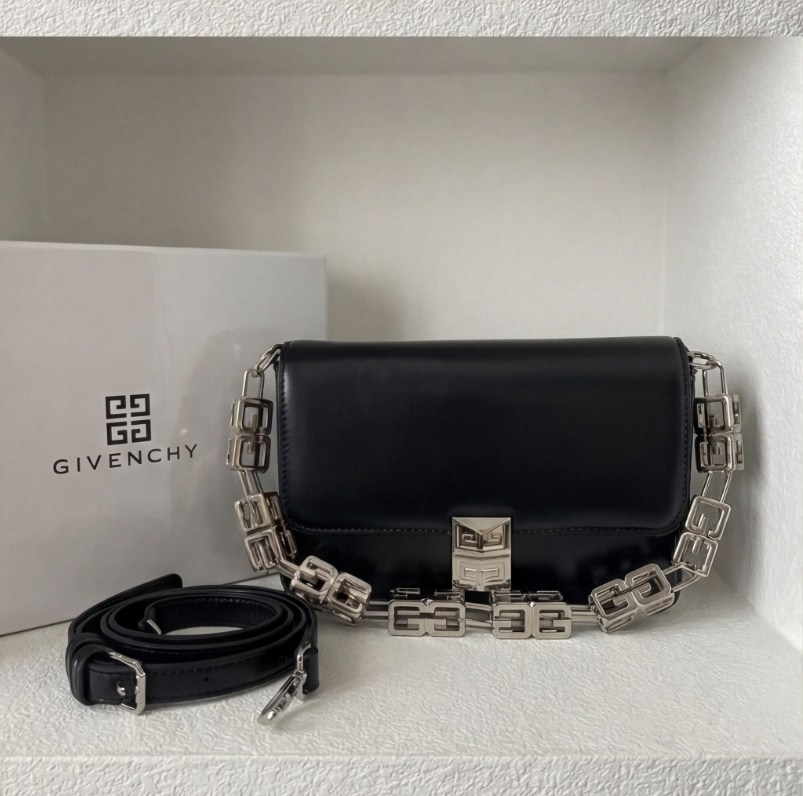 женская сумка guess,сумка guess,сумка guess сумка guess,guess сумка на плечо,сумка шоппер guess повседневная спортивная на