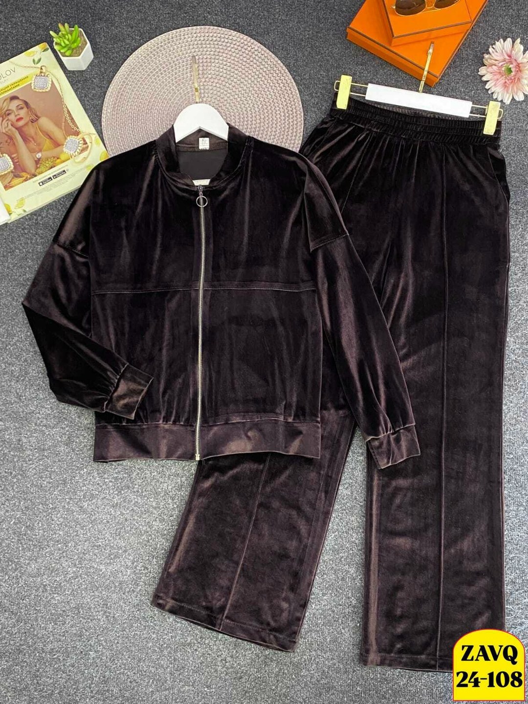 велюровый костюм,велюровый костюм женский,костюм велюровый спортивный,костюм из велюра женский,костюм велюровый спортивный witch store