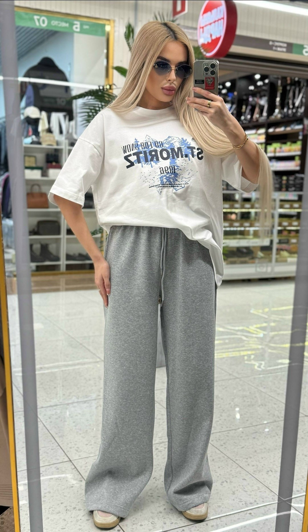 спортивные брюки оверсайз в стиле y2k,брюки спортивные,штаны спортивные,футболки женская оверсайз