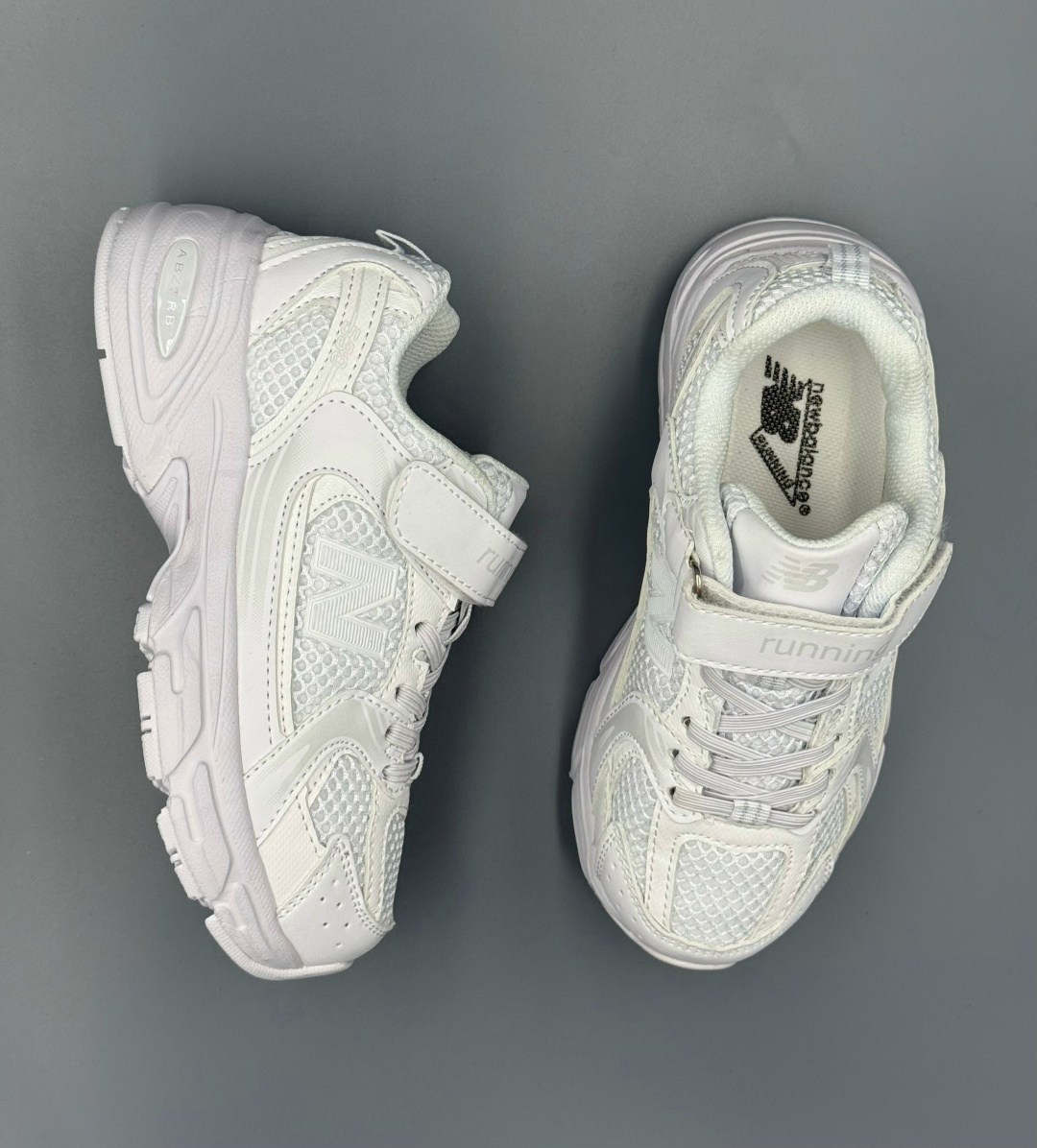 кроссовки adidas,кроссовки,белые кроссовки,детские кроссовки,кроссовка детская