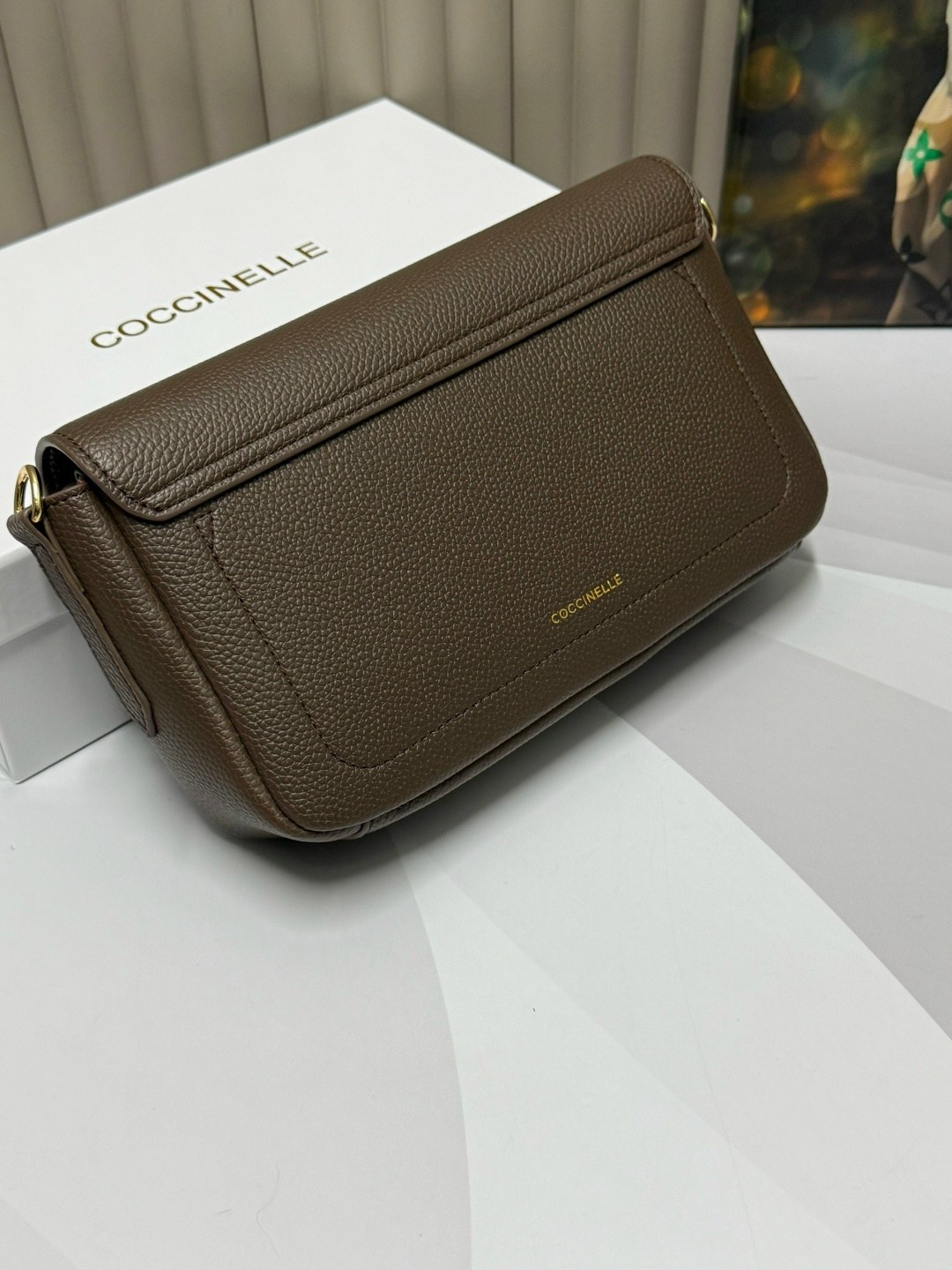 сумка coccinelle,coccinelle сумка на плечо,сумка женская,coccinelle сумка на плечо arlettis,сумка coccinelle через плечо