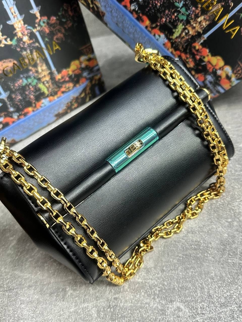 сумка с цепочкой,бордовая сумка,сумка,сумка с цепью,сумочка женская