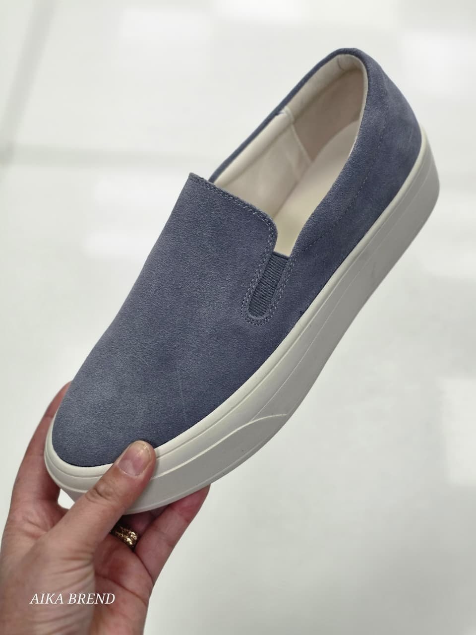 ,слипоны из натуральной замши,слипоны из натуральной замши the row,женские слипоны,слипоны замшевые