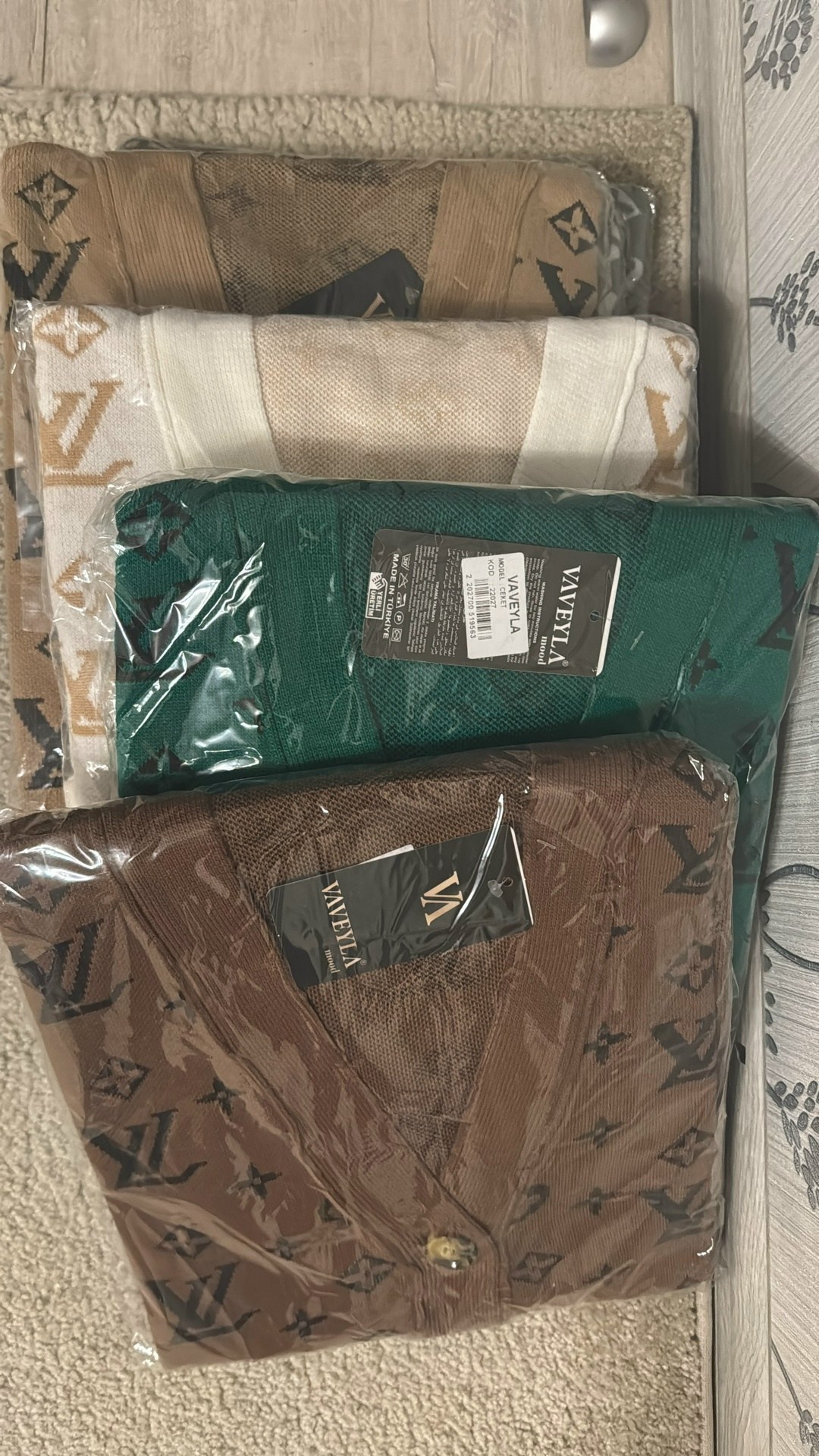 кардиган louis vuitton,кардиган луи виттон,мужской кардиган,кардиган мужская одежда,кардиган