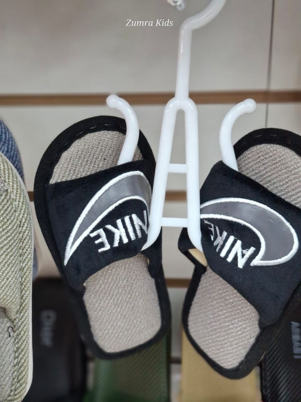 nike benassi jdi,мужские шлепанцы,шлепанцы найк,шлепанцы nike celso,nike slides
