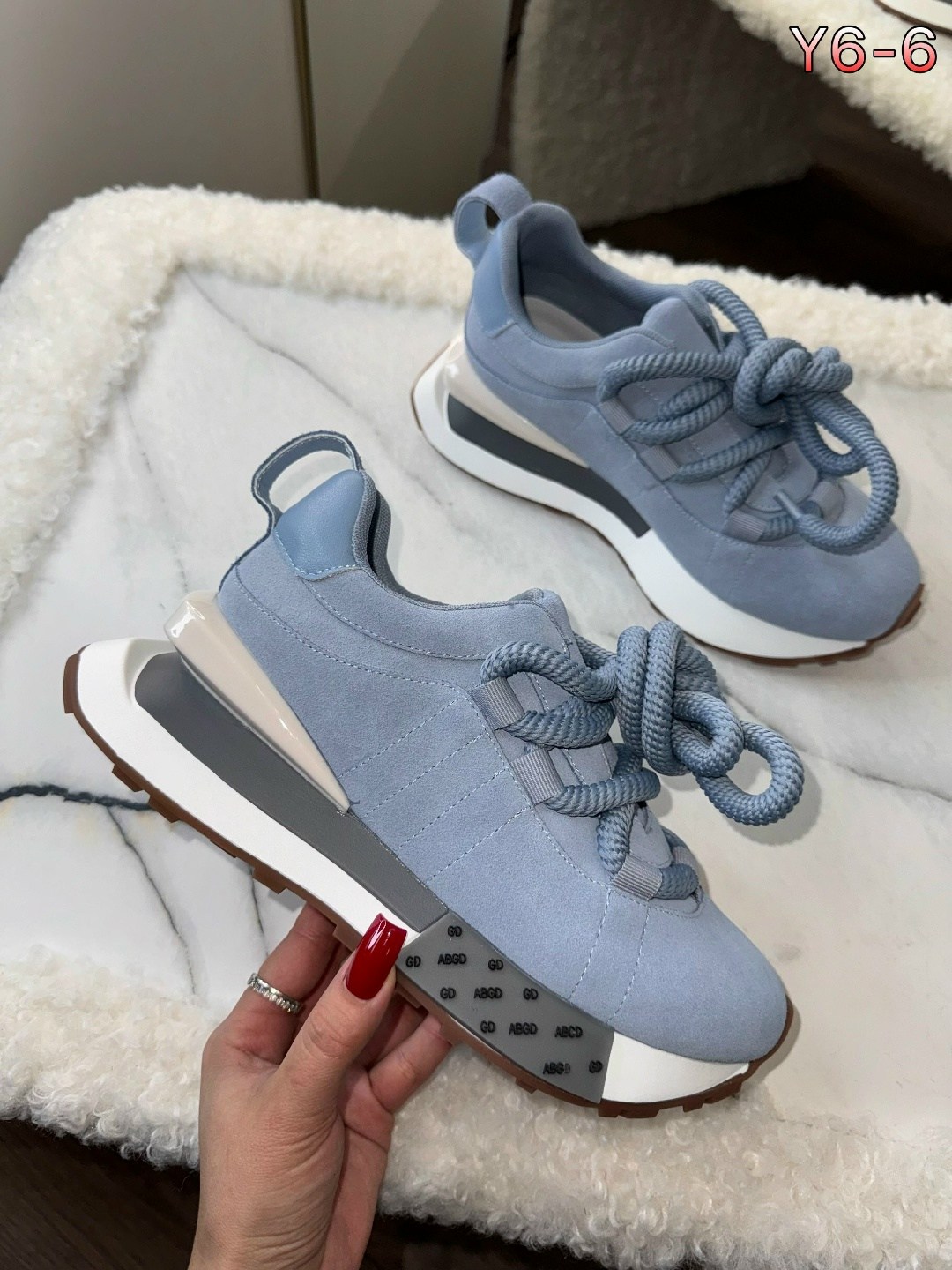 кроссовки женские,,замшевые кроссовки,стильные кроссовки, кроссовки