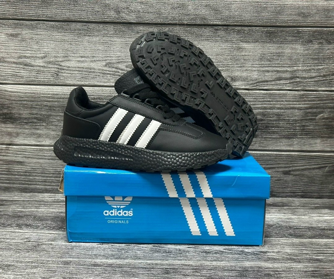 мужские кроссовки adidas,кроссовки адидас хаки мужские,кроссовки adidas,кроссовки adidas темно зеленые,кроссовки адидас