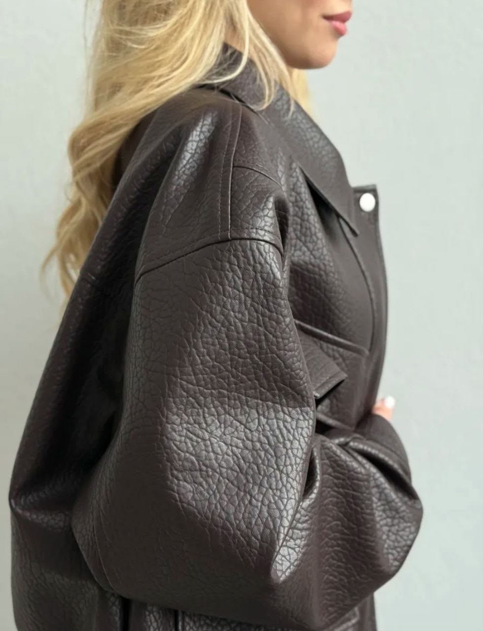 куртка бомбер,кожаная куртка,женская кожаная куртка,куртка-бомбер из искусственной кожи,куртка из искусственной кожи женская