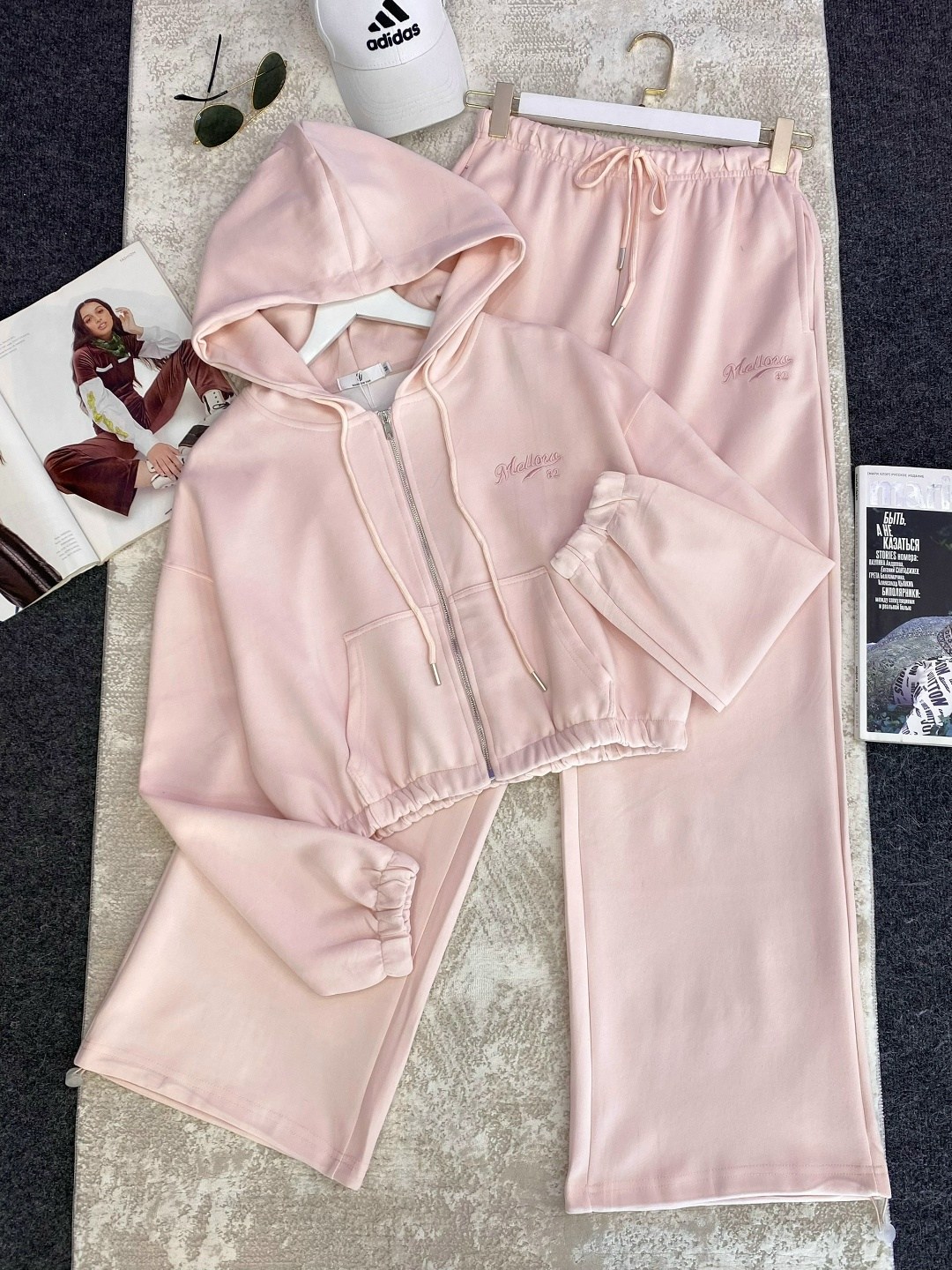 костюм спортивный,женский спортивный костюм,костюм женский,розовый костюм,велюровый костюм