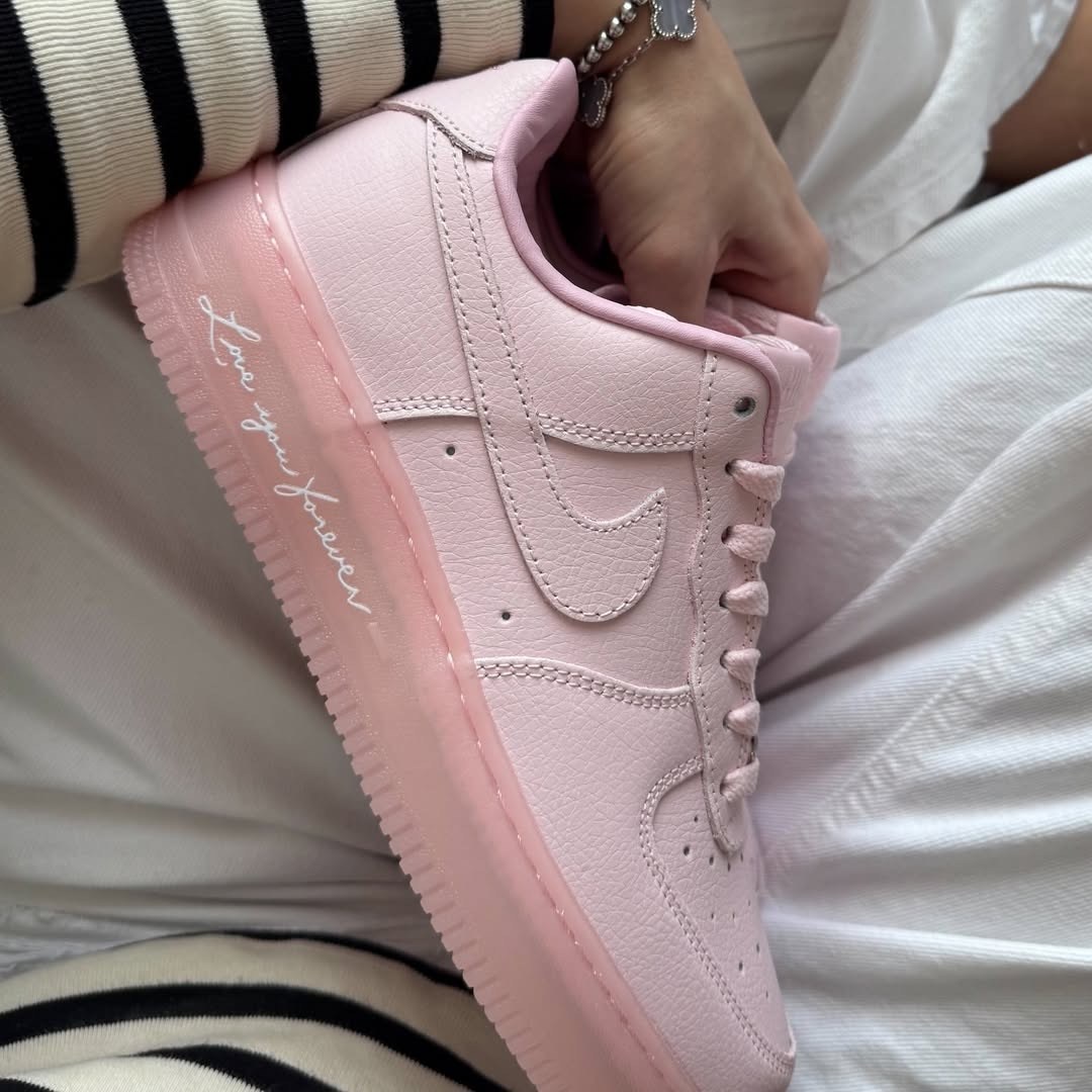 кроссовки air force 1 бледно-розовый nike,nike air force 1 low,nike air force 1,кроссовки air force 1 nocta nike,кроссовки air force 1"07 белый nike