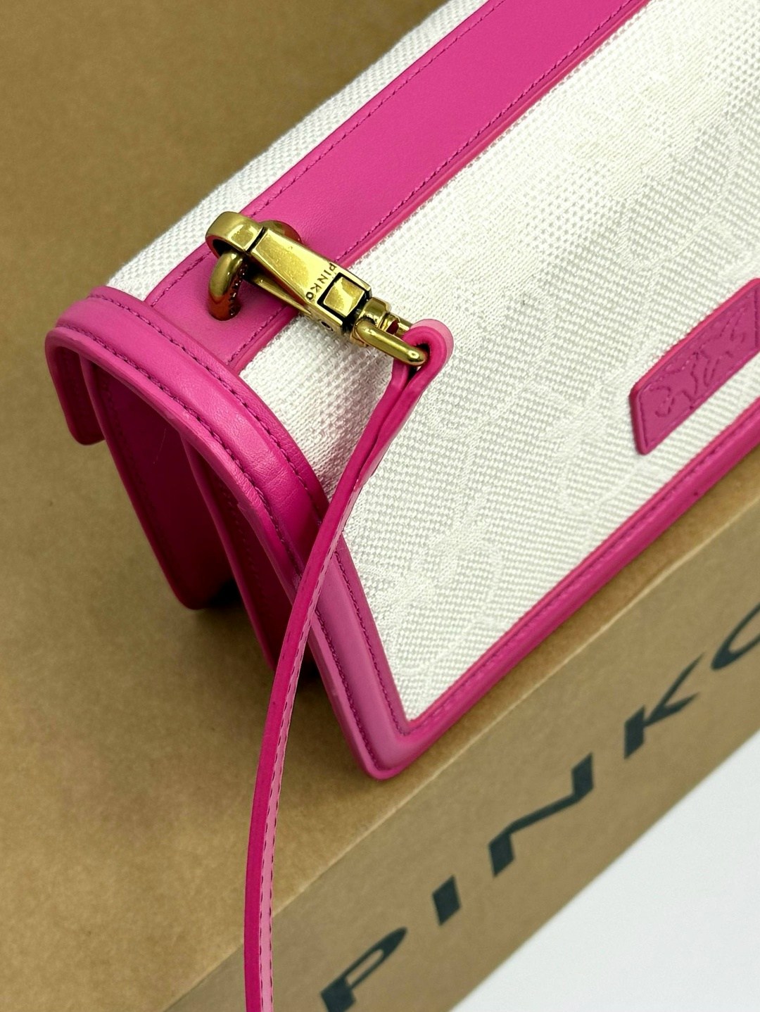 сумка pinko,сумка женская pinko,pinko сумка на плечо,сумка,сумка pinko сумка