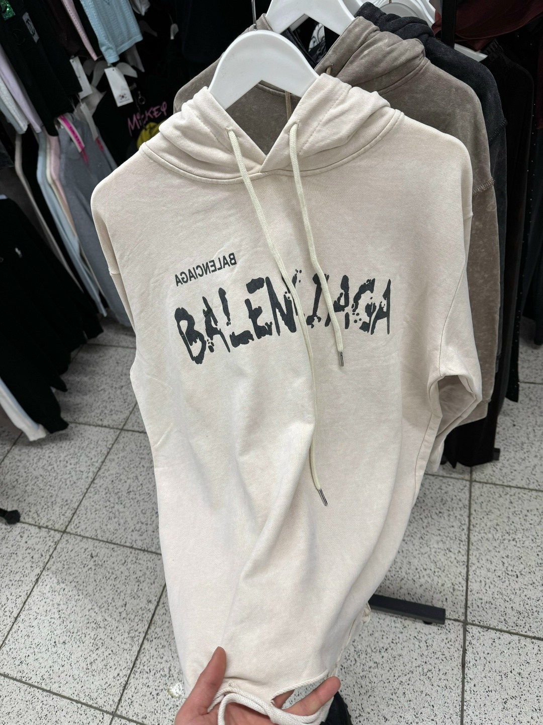худи balenciaga,balenciaga толстовка,худи баленсиага женские,худи баленсиага,баленсиага толстовка