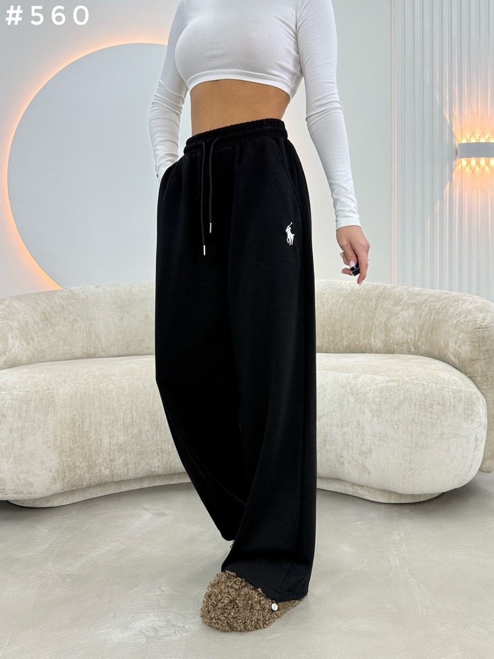 широкие спортивные штаны с низкой посадкой edikted brenna коричневый,спортивные брюки,штаны модные,спортивные брюки коричневый,спортивные штаны женские