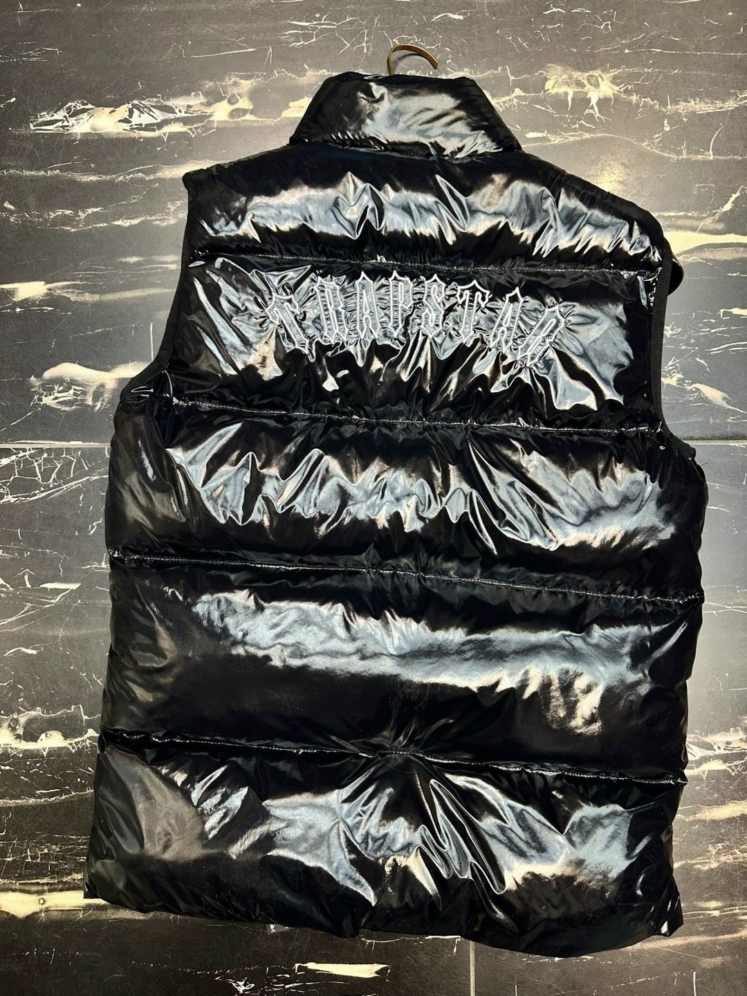 жилетка moncler,жилет монклер мужской,жилетка монклер,жилетка,жилет