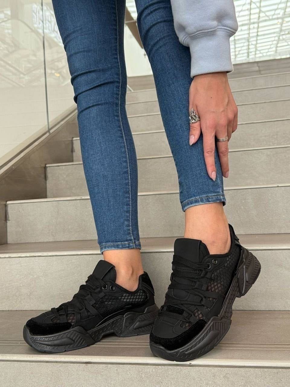 женские кроссовки,черные кроссовки,кроссовки женские черные на высокой подошве,кроссовки женские черные,кроссовки на высокой подошве