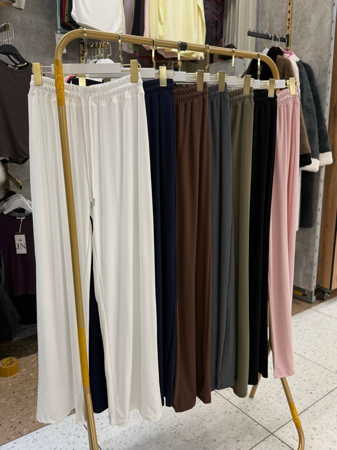 костюм женский,костюм,стильные наряды,девушка стиль,костюм женский белый