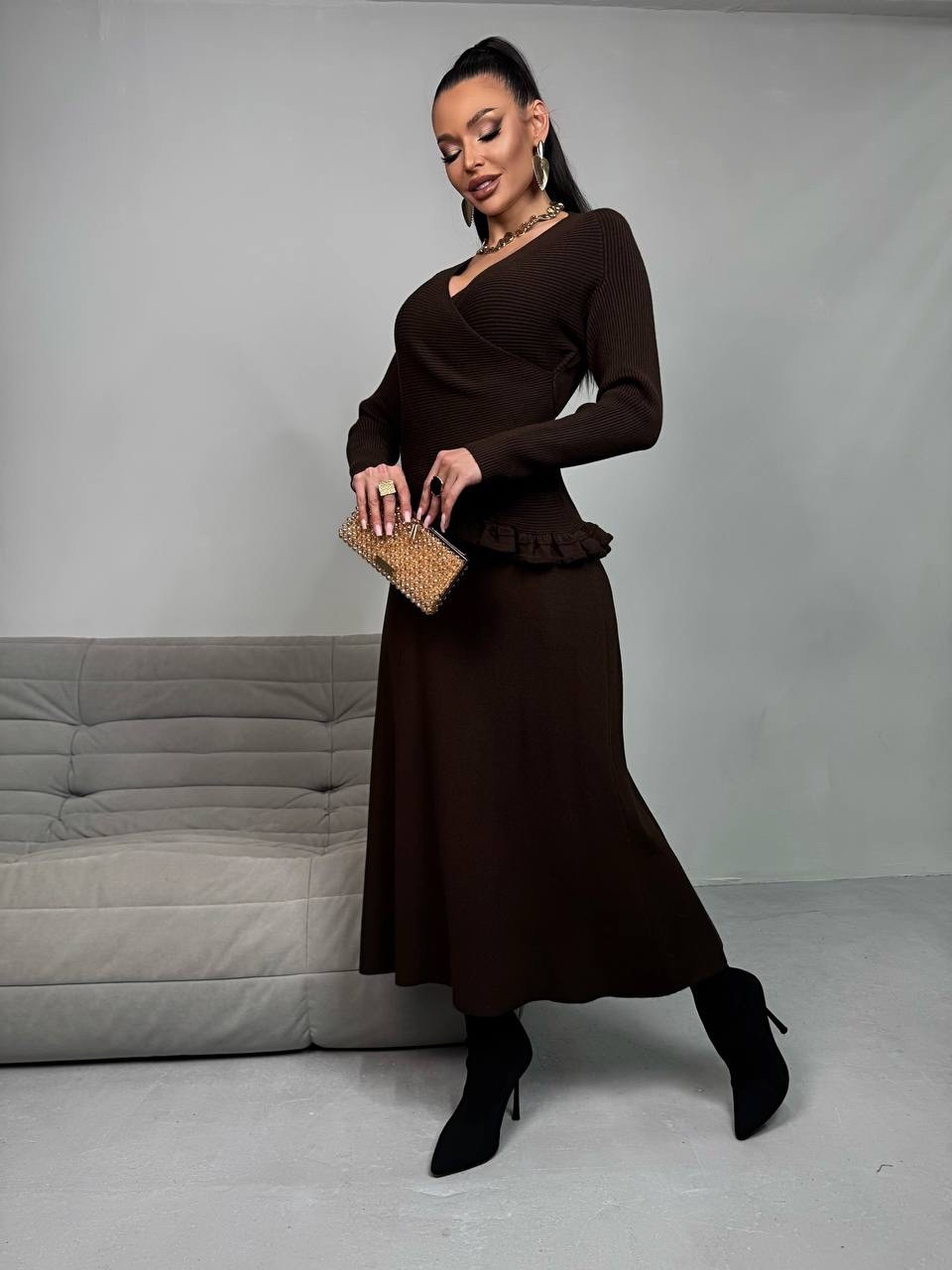 костюм трикотажный,костюм с юбкой,трикотажные костюмы с юбкой,костюм с юбкой миди трикотажный,женский костюм