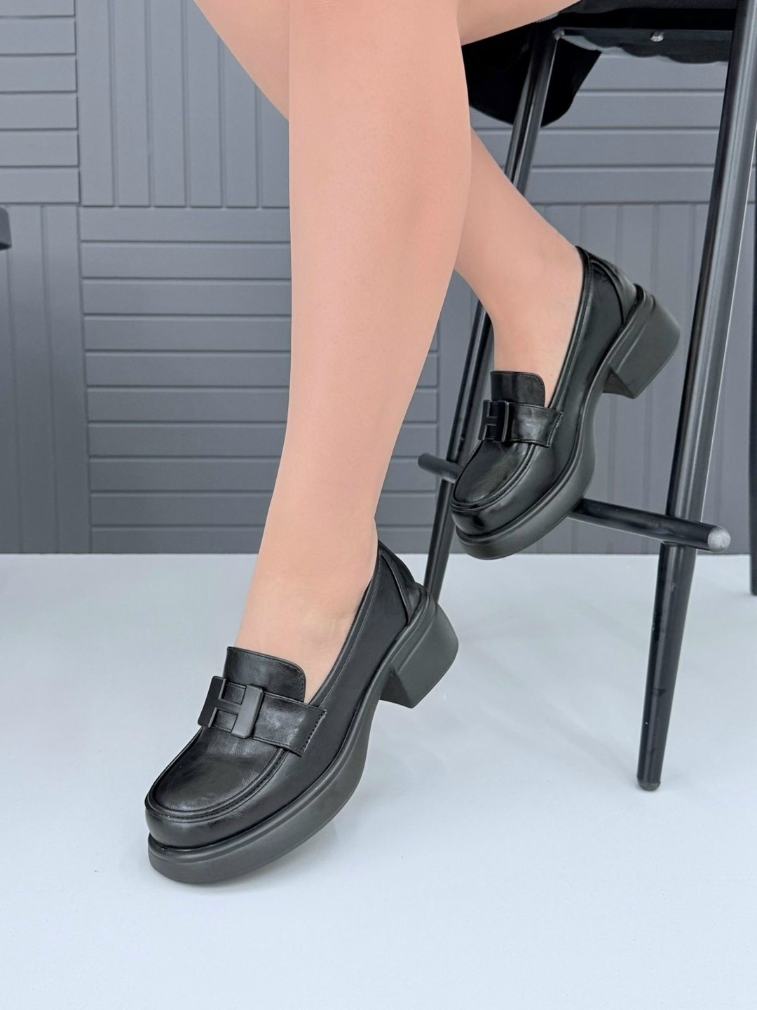 ,женские демисезонные лоферы,лоферы женские,женская ,лоферы для девушки