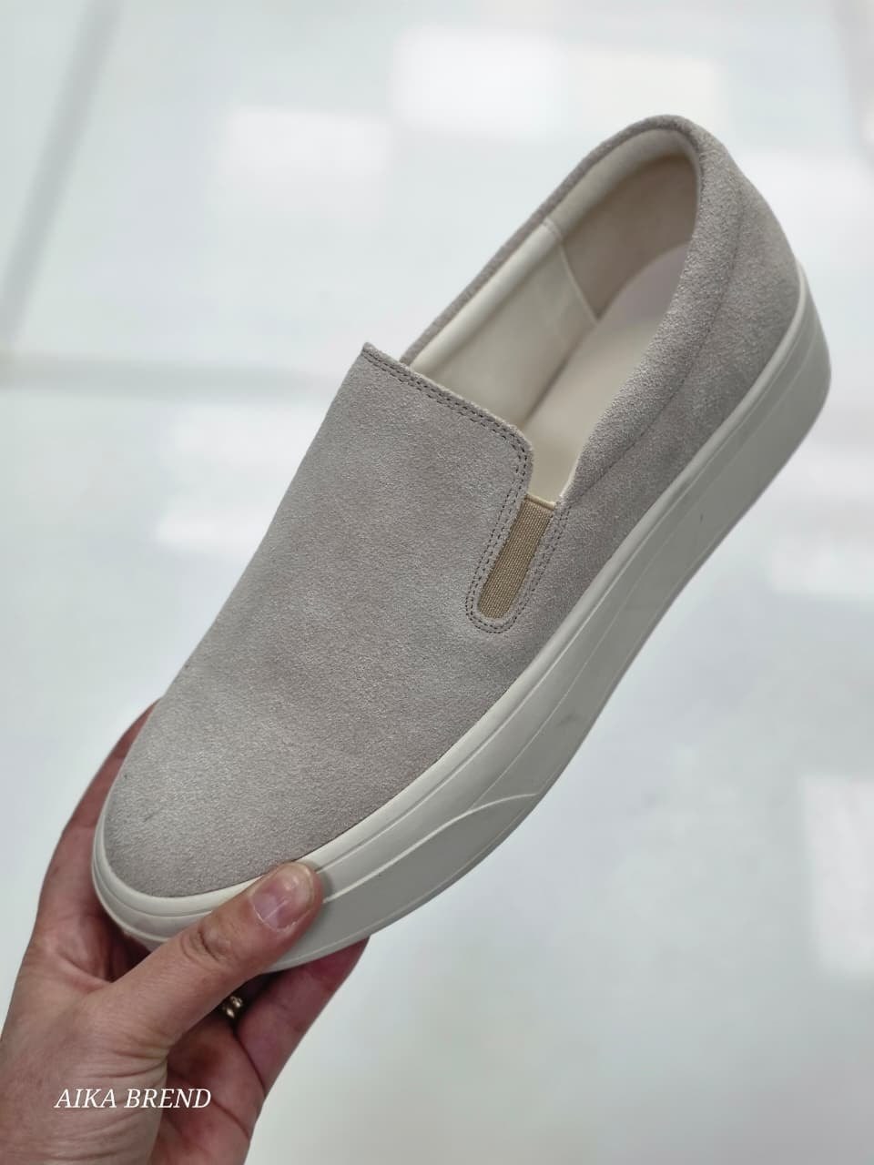 ,слипоны из натуральной замши,слипоны из натуральной замши the row,женские слипоны,слипоны замшевые