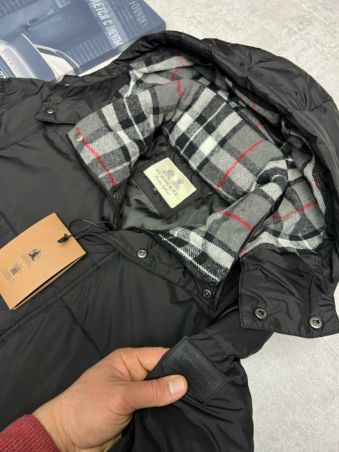 пуховик мужской burberry,зимняя мужская куртка burberry,пуховик burberry,куртка burberry мужская зимняя 3830074,куртка мужская burberry