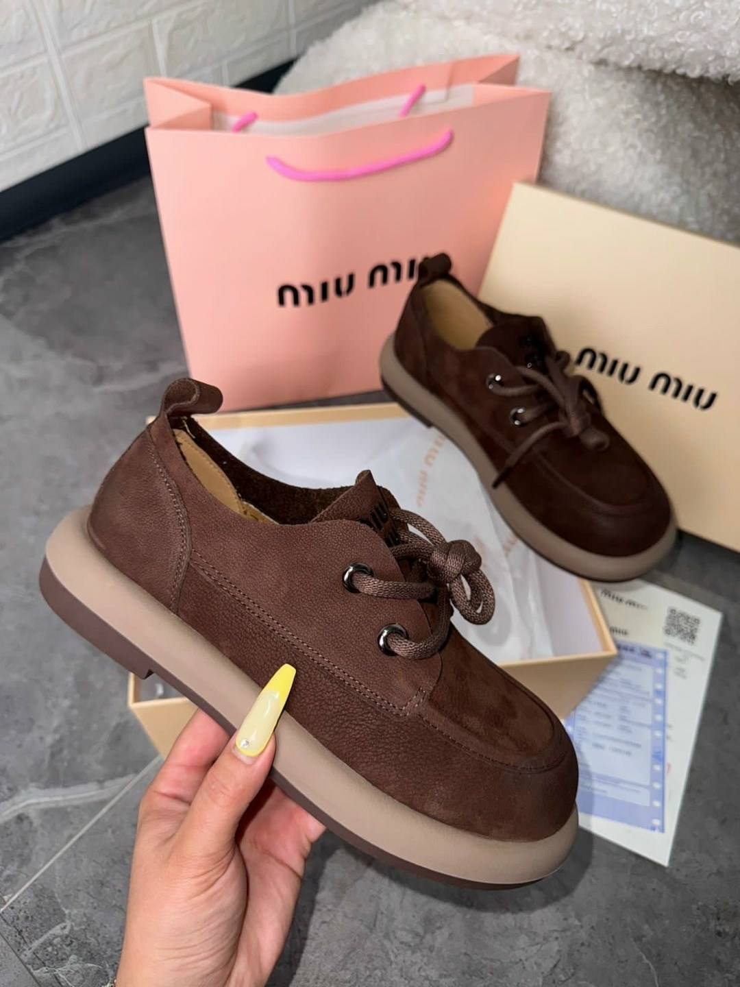 ботинки miu miu,женские ботинки miu miu,замшевые лоферы miu miu на высокий подошве и фирменной фурнитурой,ботинки и полуботинки женские miu miu,женская  miu miu