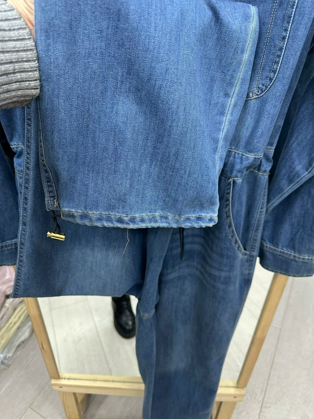 женский джинсовый комбинезон,джинсовый комбинезон,женский джинсовый комбинезон с длинными рукавами,комбинезон джинс,комбинезон джинс f412-14152 middle blue