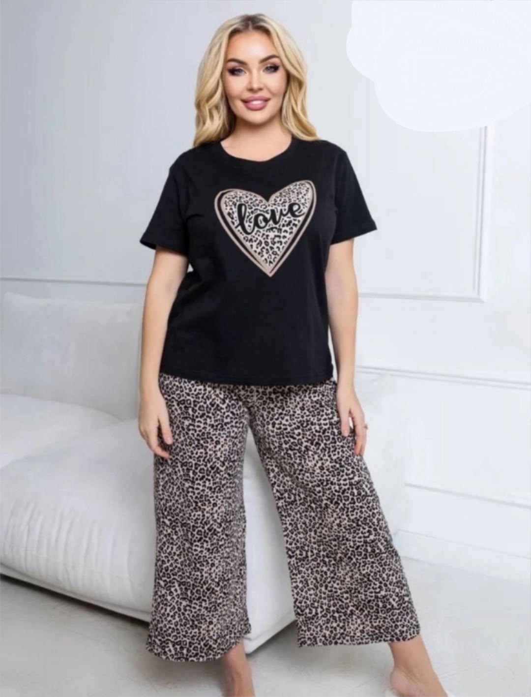 женская пижама с бриджами,пижама с бриджами трикотажная samaя,пижама с бриджами трикотажная,пижама с бриджами,женская пижама