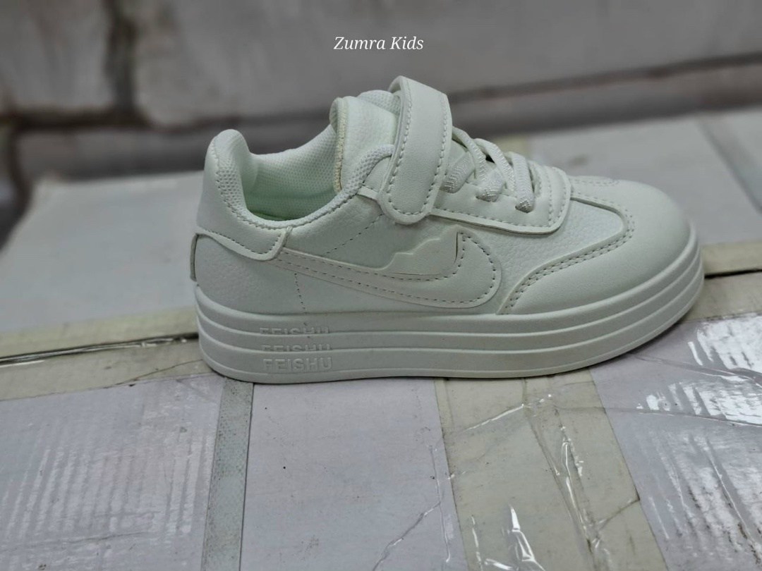 ,детские кроссовки,кеды детская,кроссовка детская,белые кроссовки