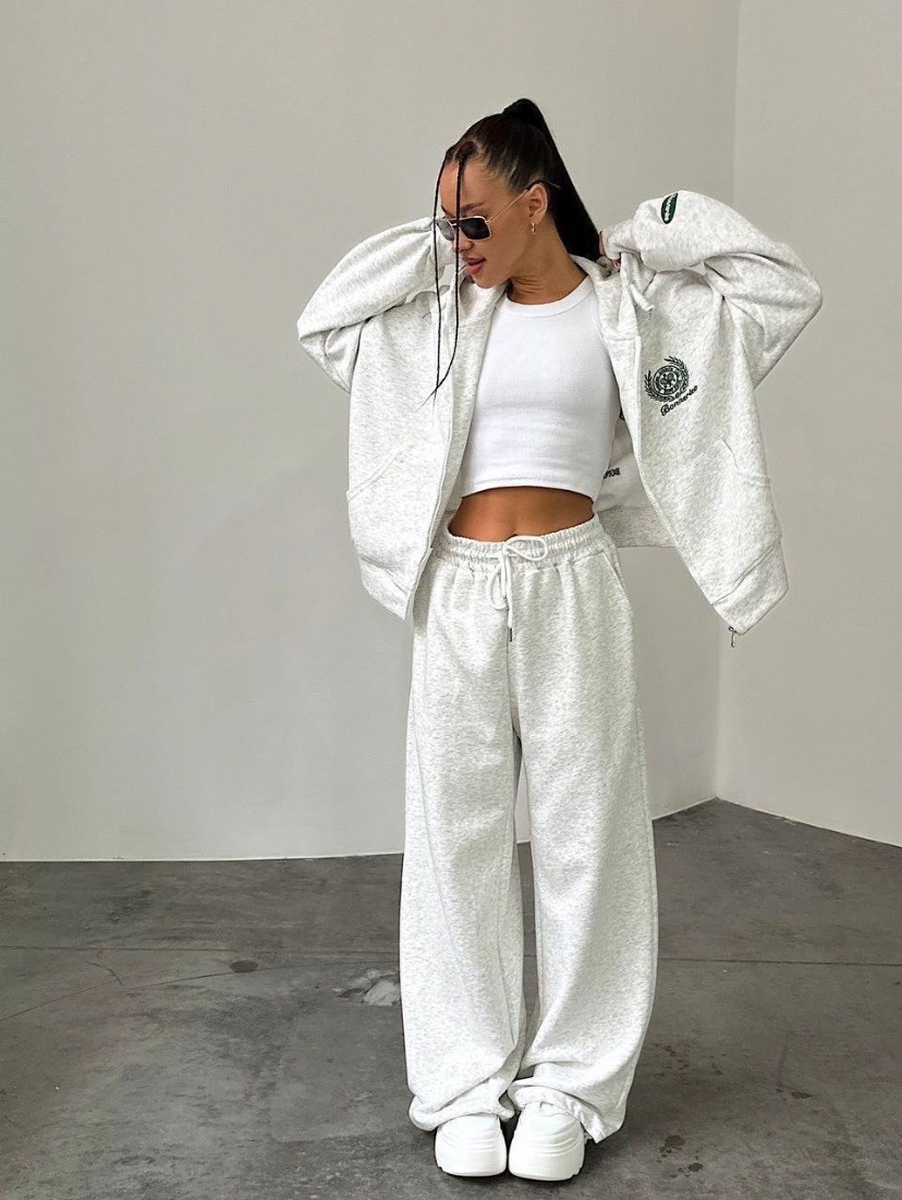 cпортивный костюм женский на флисе,cпортивный костюм женский теплый,спортивный костюм женский,костюм спортивный,женские костюмы