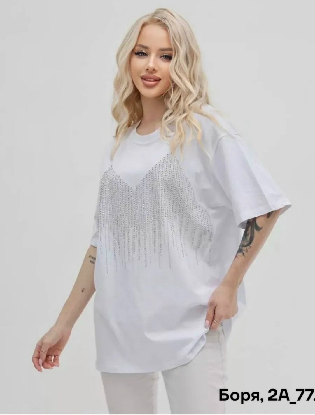 футболка женская оверсайз со стразами,футболка оверсайз со стразам,футболка со стразами оверсайз нарядная,базовая футболка со стразами оверсайз туника черная abidov style,базовая футболка со стразами