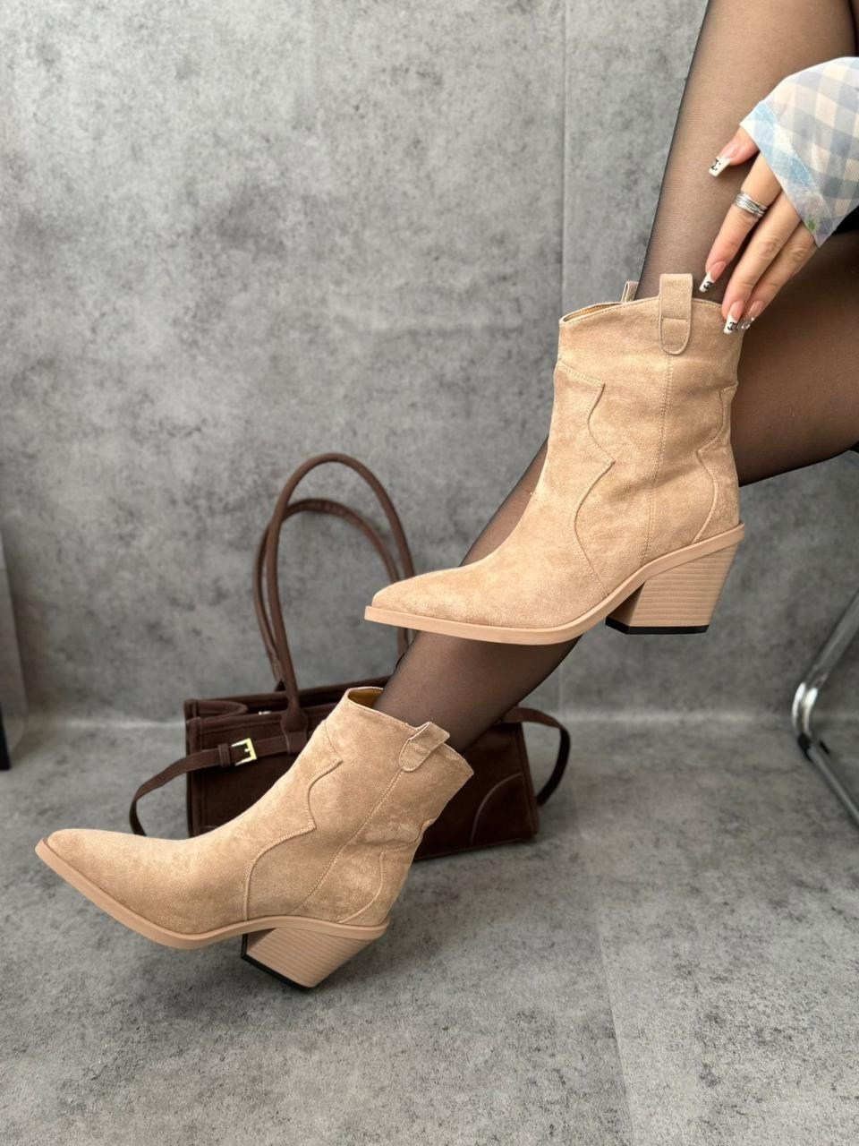 ботинки казаки tucino 3326 36 рыжие замша,,ботильоны казаки,ботильоны,замшевые ботинки