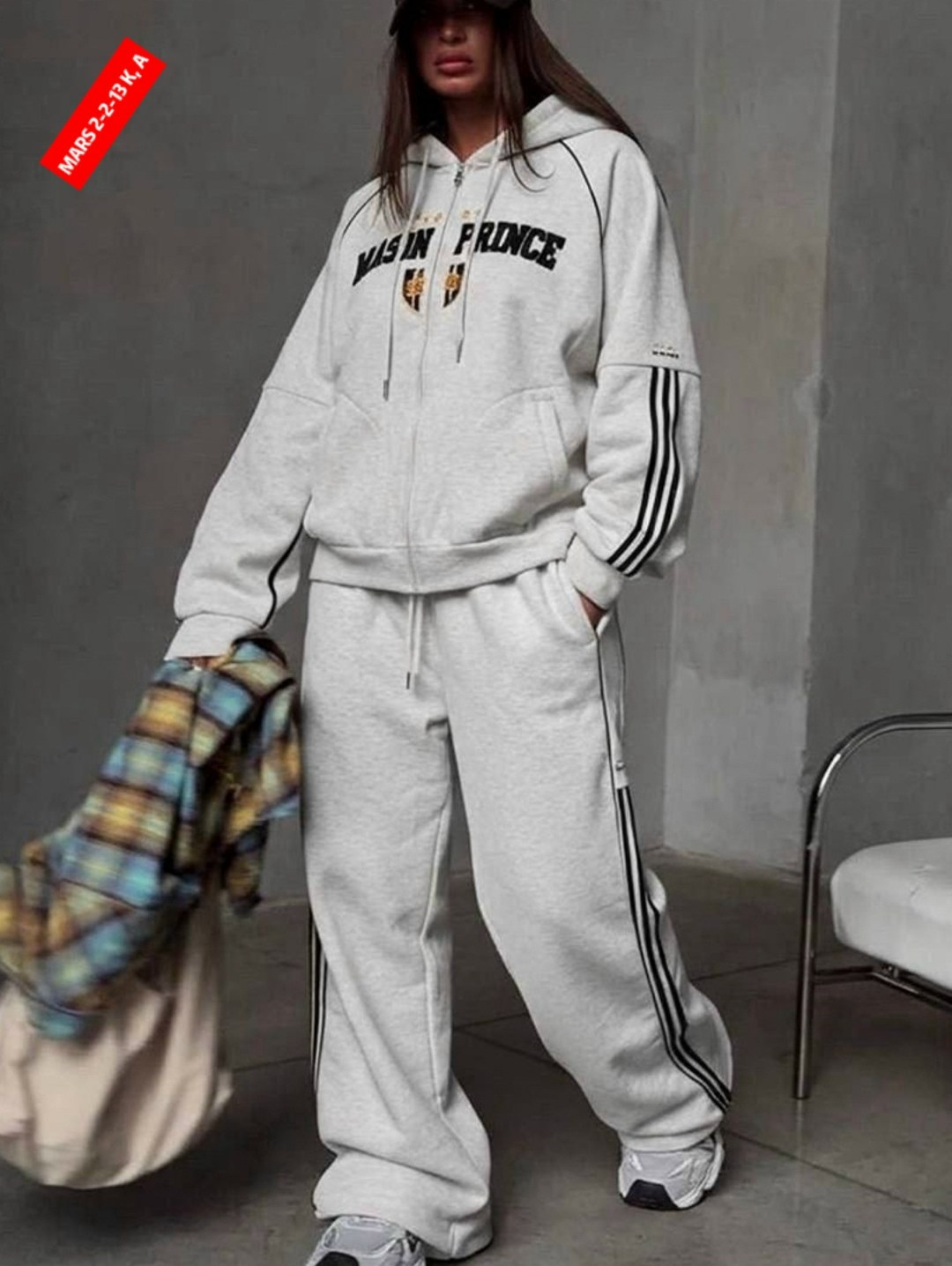 костюм спортивный,спорт костюм,красные спортивные костюмы,костюм спортивный женский,спортивная одежда для женщин