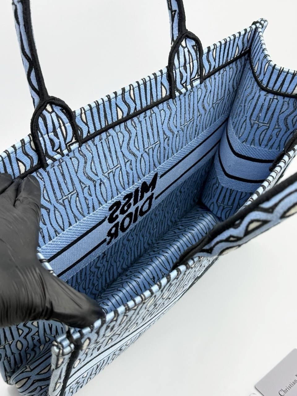 christian dior сумка,dior сумка,dior book tote,сумка шоппер кристиан диор,женская сумка christian dior