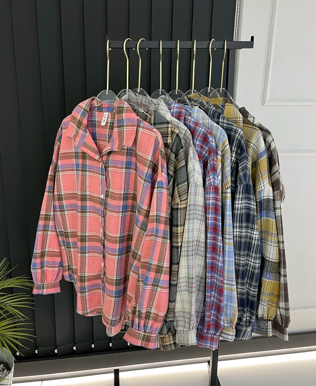 рубашка женская в клетку оверсайз,рубашка оверсайз в клетку betrendy wear,женская рубашка в клетку,рубашка оверсайз в клетку удлиненная,рубашка в клетку