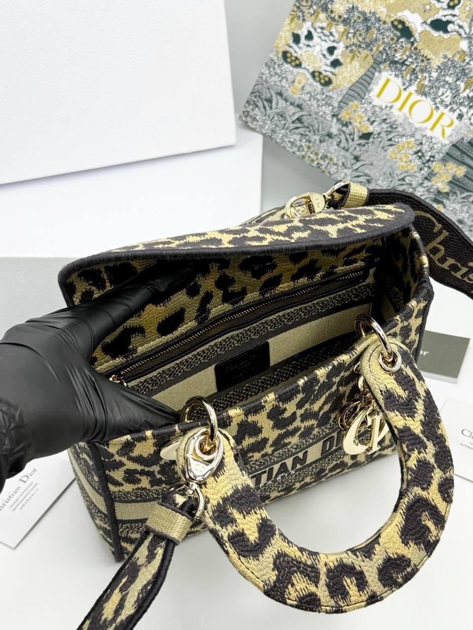 женская сумка christian dior,dior сумка,сумка christian dior,сумка christian dior lady dior,сумка lady dior