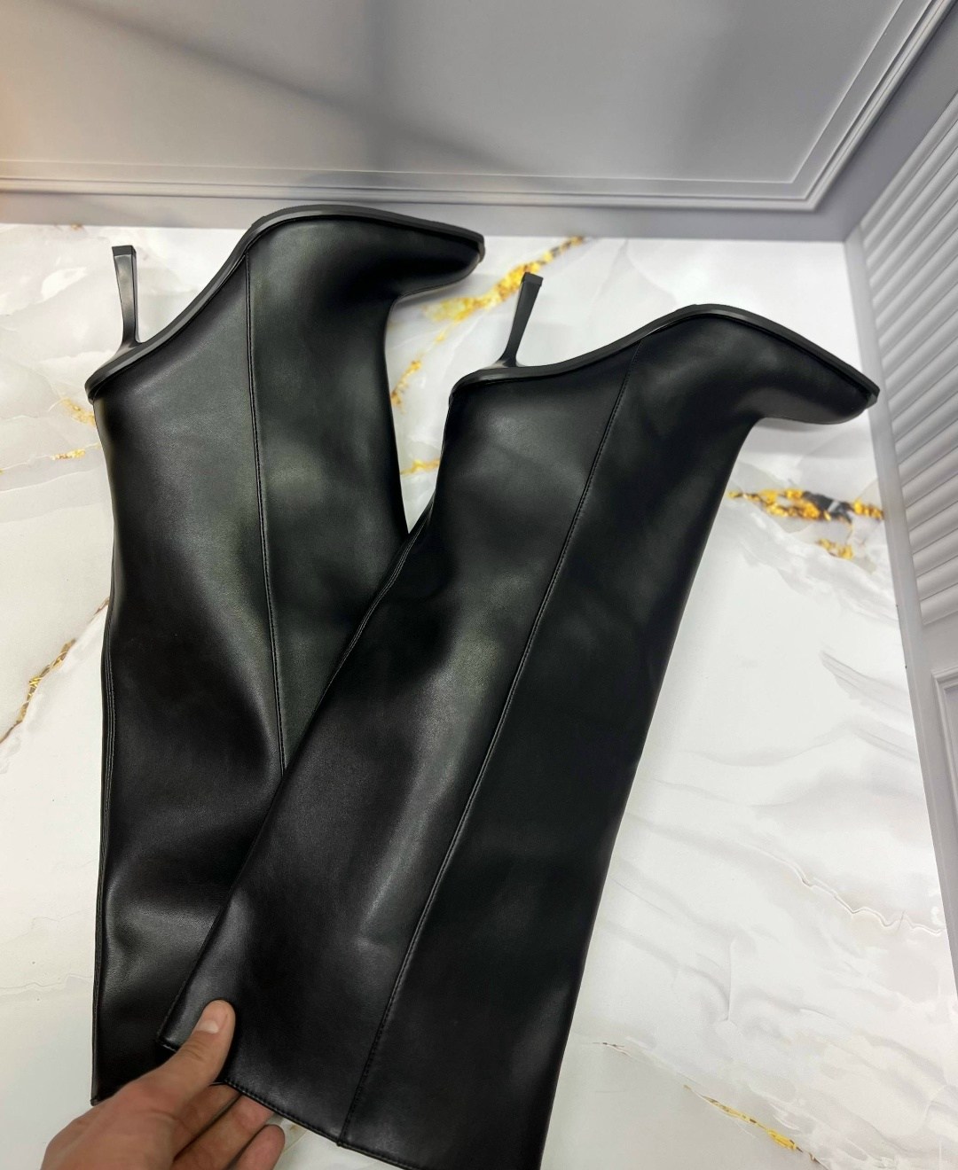 сапоги,,шикарные сапоги,женские сапоги,сапоги на шпильке