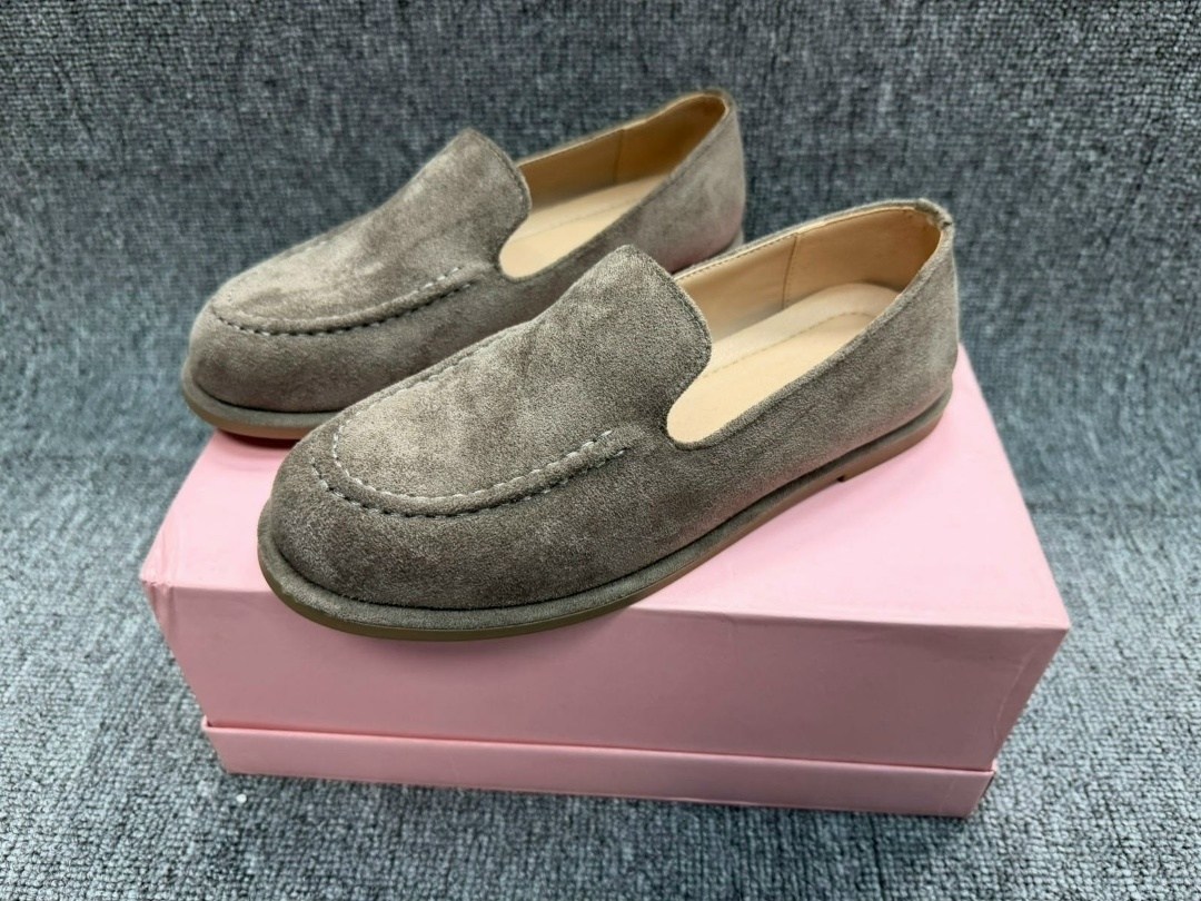 ,лоферы замшевые,мужские замшевые лоферы,замшевые мокасины,лоферы loro piana summer walk из замши серые