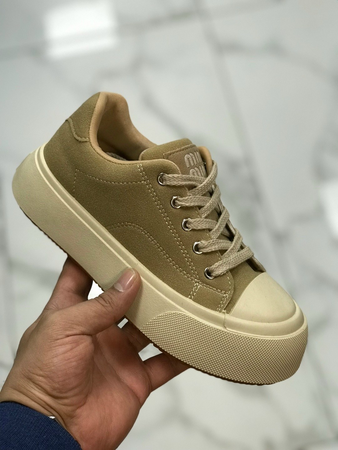 ,кеды замшевые,кеды женски,женские кроссовки,повседневные кеды