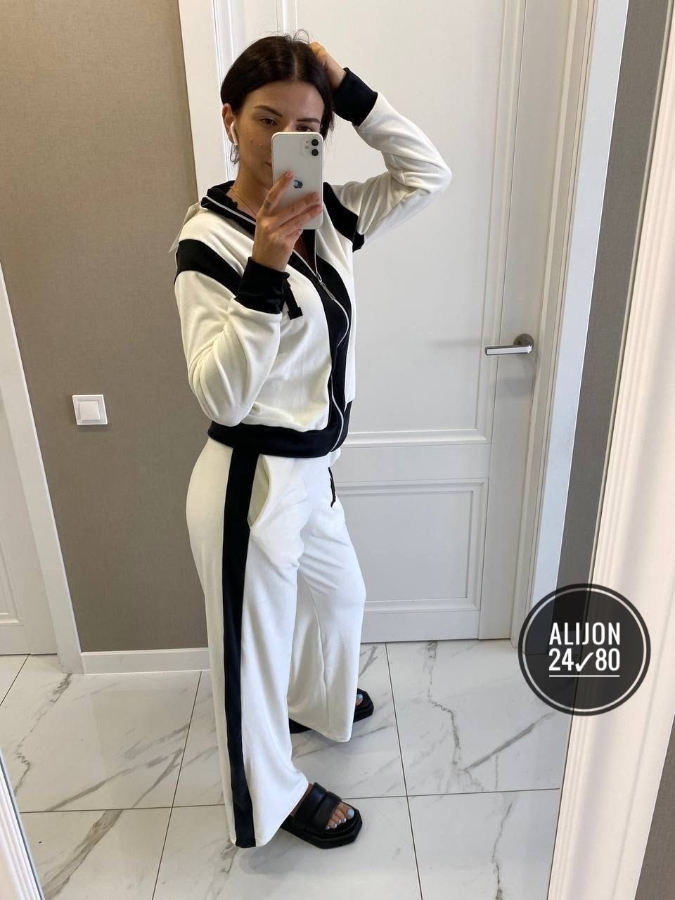 женские костюмы спортивные,костюм женские спортивные костюмы,костюм спорт шик,женские костюмы,костюм двойка